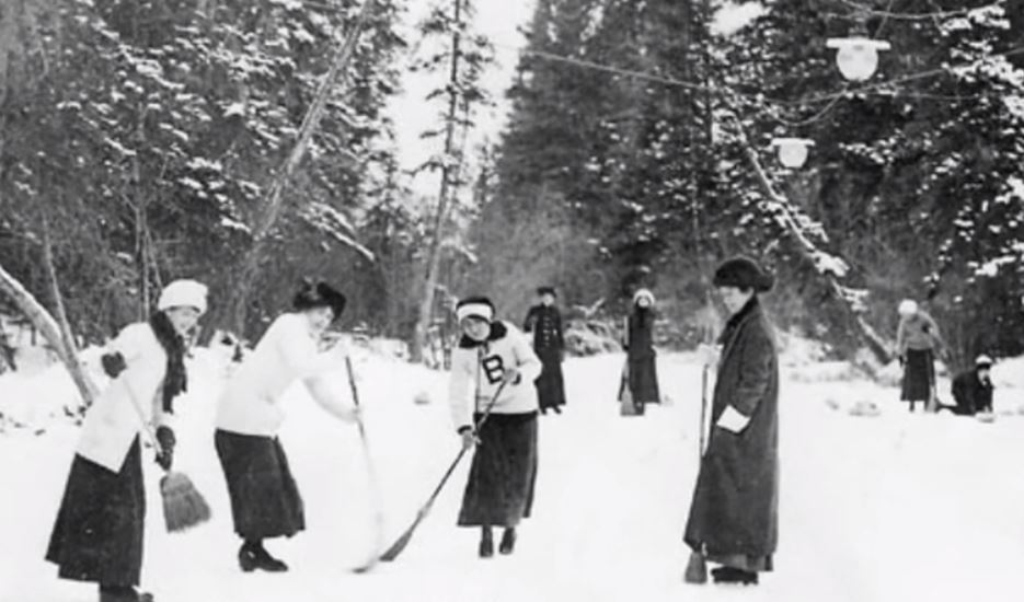 Photo: Moonshine Lake (date unknown) - History Bytes